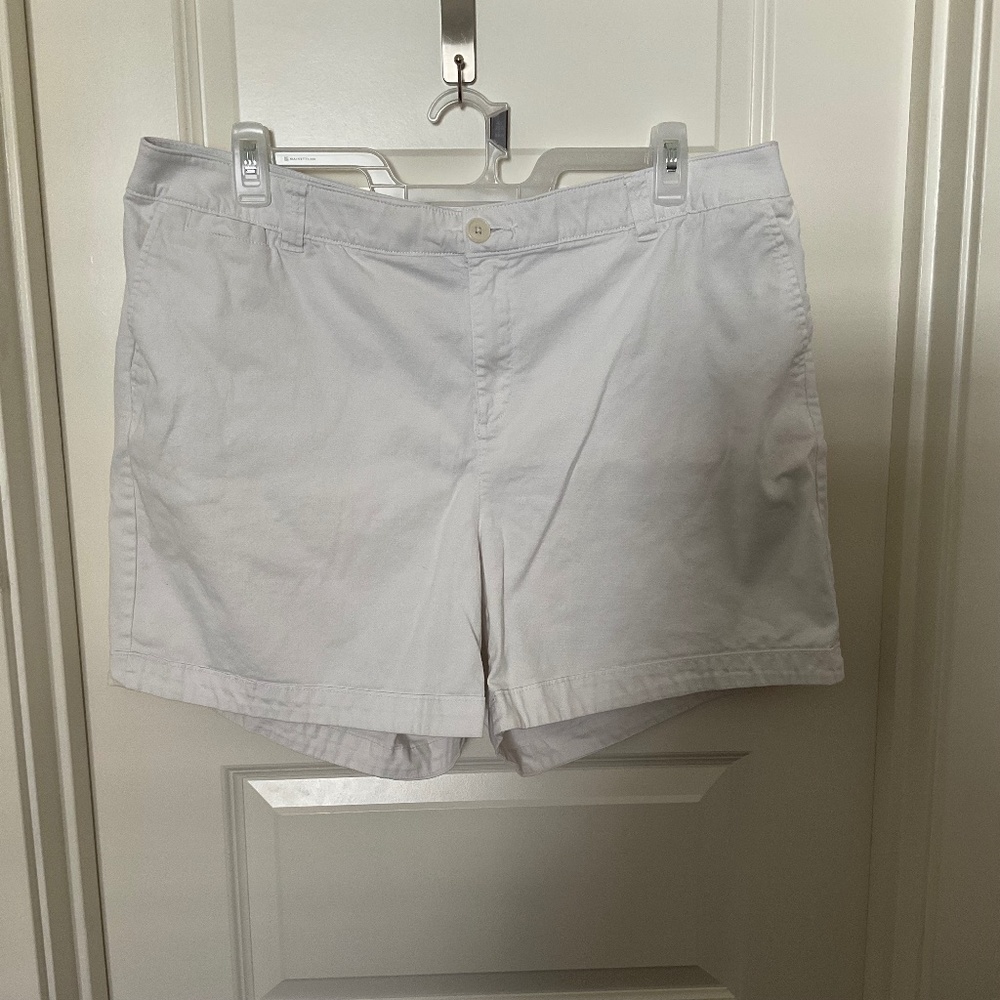 Lane Bryant White High Rise Jean Shorts - Size 18
